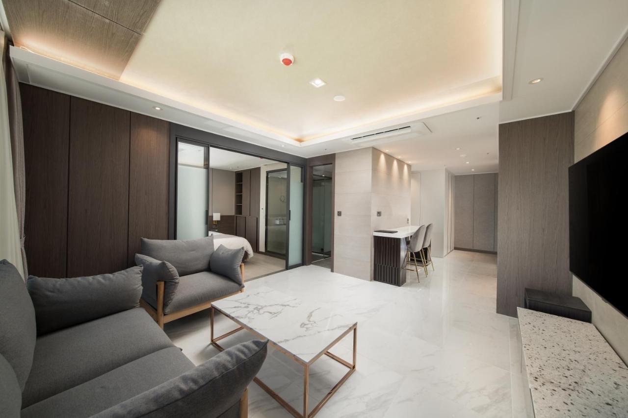 Utop Boutique Hotel&Residence Gwangju Metropolitan City Εξωτερικό φωτογραφία